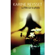  La fille sur la photo  