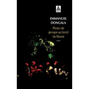  Photo de groupe au bord du fleuve  