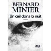  Un oeil dans la nuit  