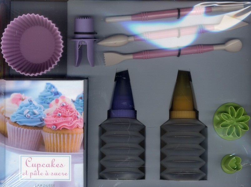  Cupcakes et pâte à sucre 