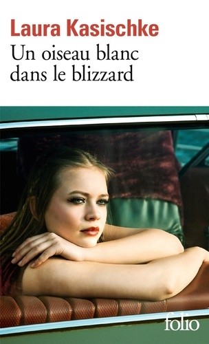 Un oiseau blanc dans le blizzard  