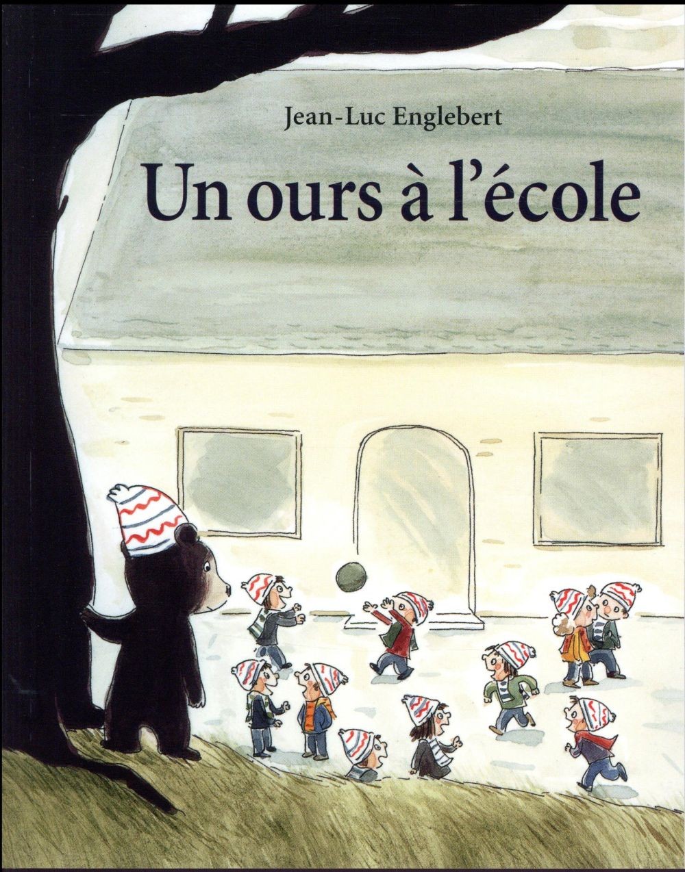  Un ours à l'école 
