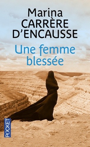  Une femme blessée  