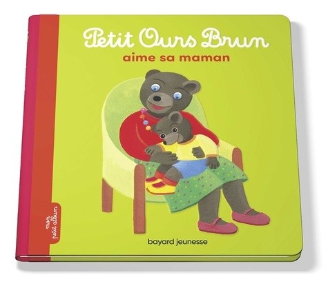  Petit Ours Brun aime sa maman  